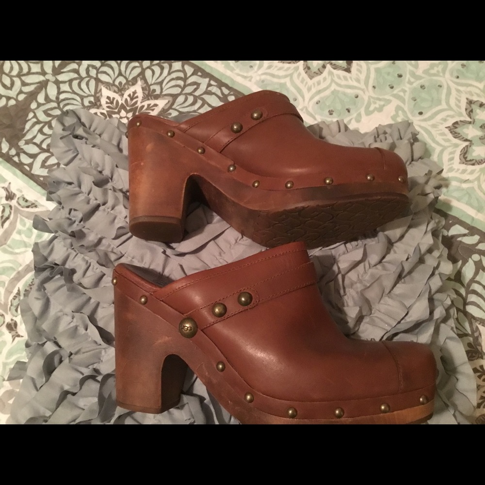 Ugg jolene clog